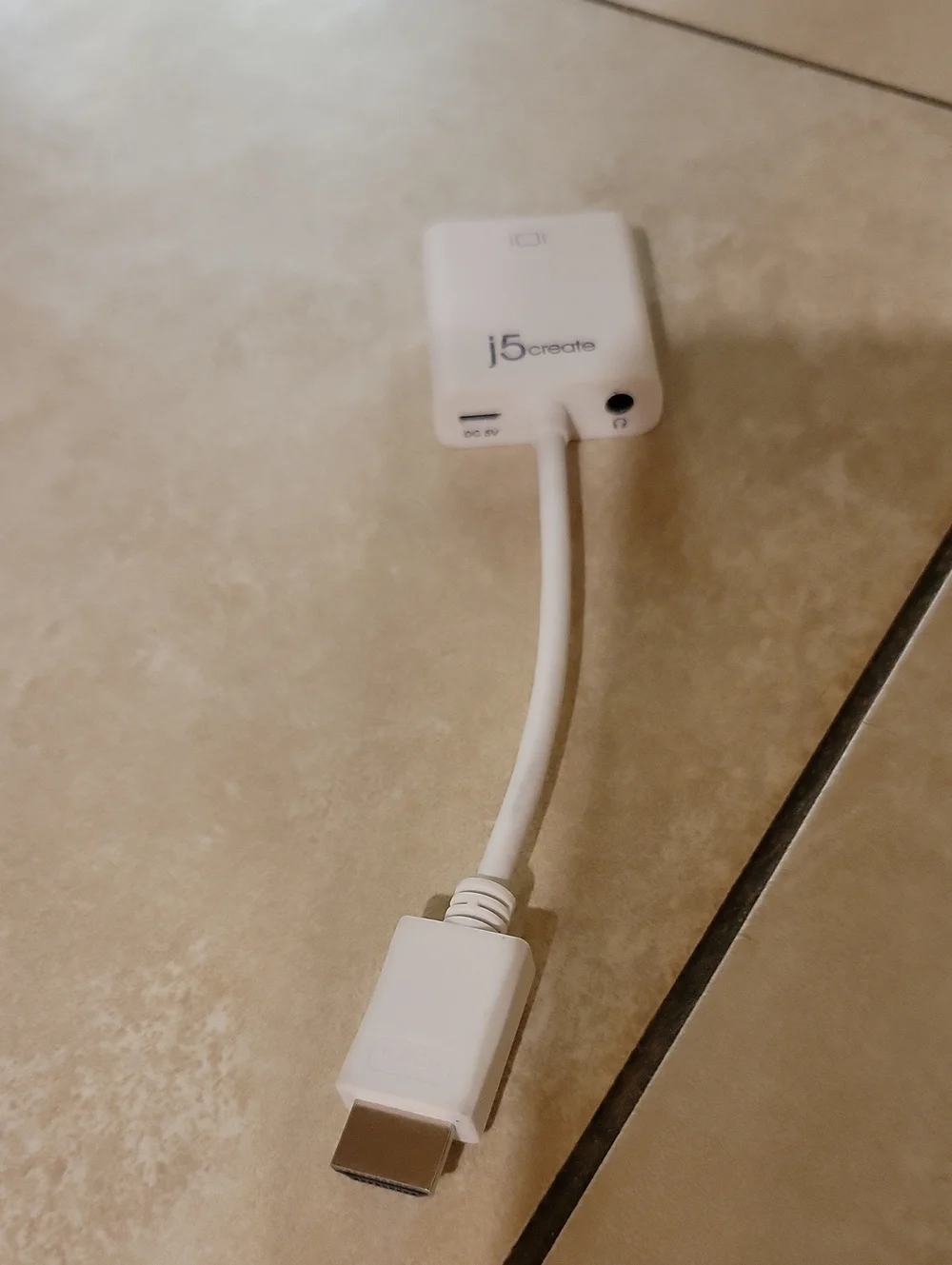 j5create Adapter HDMI to VGA